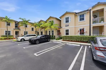 142 SE 28th Ter #6, Homestead, FL 33033 - Photo 3