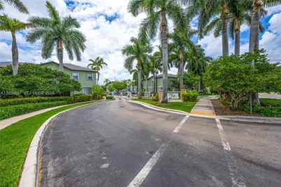 142 SE 28th Ter #6, Homestead, FL 33033 - Photo 29