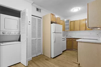 45 Antilla Ave #2K, Coral Gables, FL 33134 - Photo 7