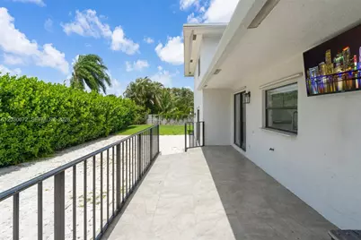 9340 NW 32nd St, Sunrise, FL 33351 - Photo 29