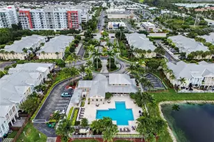 10718 NW 76th Ln, Doral, FL 33178 - Photo 17