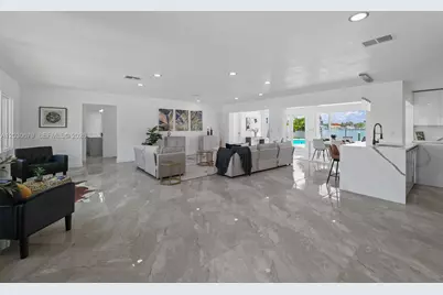 7905 9th Ave S, Saint Petersburg, FL 33707 - Photo 11