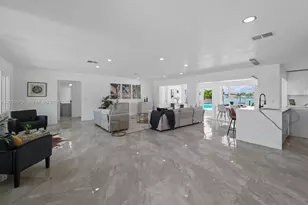 7905 9th Ave S, Saint Petersburg, FL 33707 - Photo 11