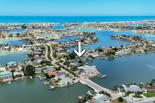 7905 9th Ave S, Saint Petersburg, FL 33707 - Photo 7