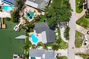 7905 9th Ave S, Saint Petersburg, FL 33707 - Photo 23