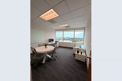 1000 NW 57 Ct #930, Miami, FL 33126 - Photo 5