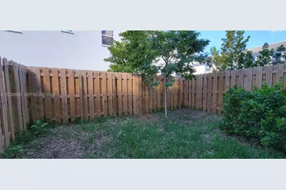 2683 SE 12th St, Homestead, FL 33035 - Photo 21