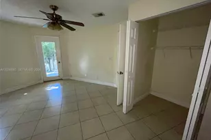 9999 Summerbreeze Dr, Sunrise, FL 33322 - Photo 5