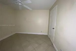 9999 Summerbreeze Dr, Sunrise, FL 33322 - Photo 19