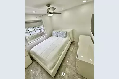 10791 SW 10th Pl #0, Davie, FL 33324 - Photo 31
