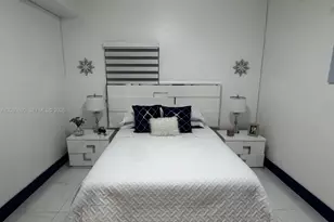 18306 NW 68th Ave, Hialeah, FL 33015 - Photo 19