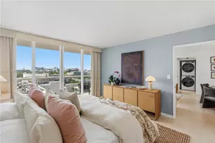 1800 Sunset Harbour Dr, Miami Beach, FL 33139 - Photo 19