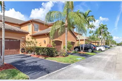 1393 Barcelona Way #4-26, Weston, FL 33327 - Photo 1