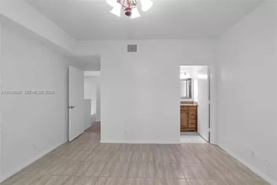 1393 Barcelona Way #4-26, Weston, FL 33327 - Photo 15