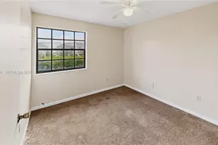 889 Hamilton Dr, Homestead, FL 33034 - Photo 25