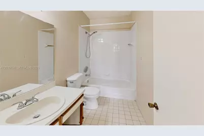 889 Hamilton Dr #889E, Homestead, FL 33034 - Photo 29