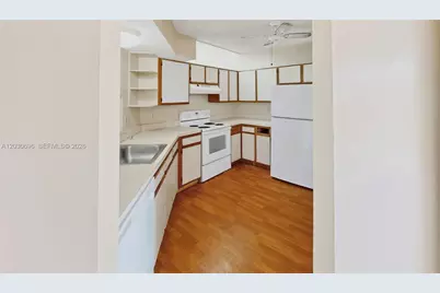 889 Hamilton Dr #889E, Homestead, FL 33034 - Photo 15