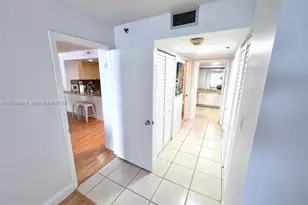 1717 N Bayshore Dr, Miami, FL 33132 - Photo 29