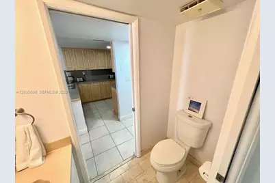 1717 N Bayshore Dr #A-1450, Miami, FL 33132 - Photo 19