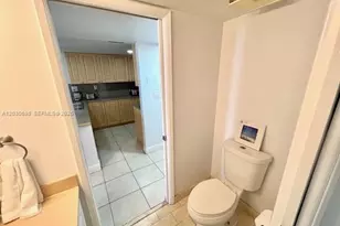1717 N Bayshore Dr, Miami, FL 33132 - Photo 19