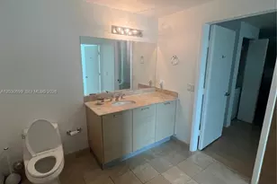 350 NE 24th St, Miami, FL 33137 - Photo 9