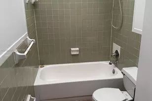6950 Miami Gardens Dr, Hialeah, FL 33015 - Photo 11