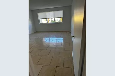 6950 Miami Gardens Dr #2-304, Hialeah, FL 33015 - Photo 9