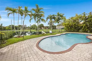 2001 SE 14th Cir, Homestead, FL 33035 - Photo 7