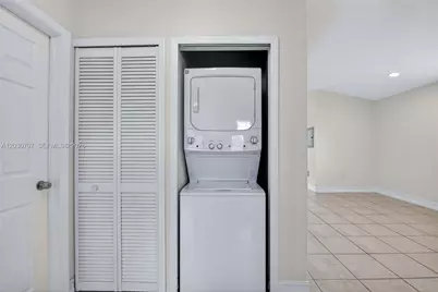 2721 SE 12th Pl #206, Homestead, FL 33035 - Photo 13