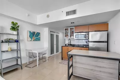 1750 N Bayshore Dr #1204, Miami, FL 33132 - Photo 7