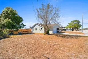 1526 SE Port St Lucie Blvd, Port Saint Lucie, FL 34952 - Photo 5