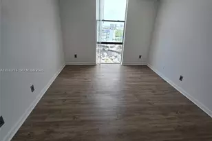 [Address not provided], North Miami, FL 33181 - Photo 5