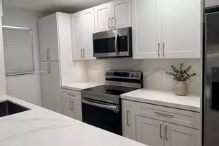 200 E High Point Ct E, Delray Beach, FL 33445 - Photo 15