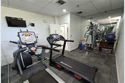 900 NE 195th St #215, Miami, FL 33179 - Photo 55
