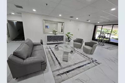 900 NE 195th St #215, Miami, FL 33179 - Photo 1