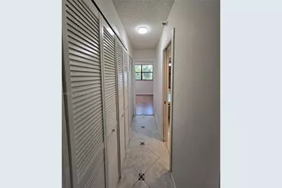 900 NE 195th St #215, Miami, FL 33179 - Photo 33