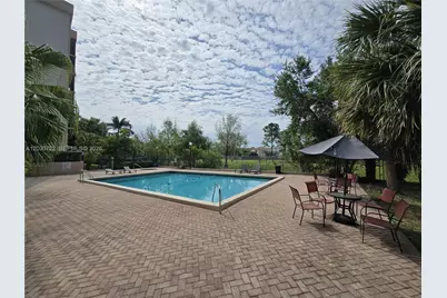 900 NE 195th St #215, Miami, FL 33179 - Photo 57