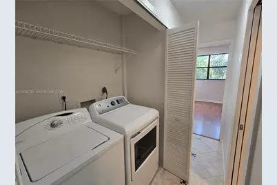 900 NE 195th St #215, Miami, FL 33179 - Photo 43