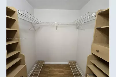 900 NE 195th St #215, Miami, FL 33179 - Photo 31
