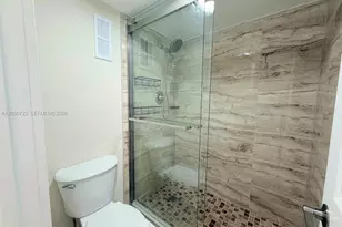 1300 St Charles Pl, Pembroke Pines, FL 33026 - Photo 27