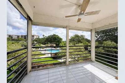 1300 St Charles Pl #303, Pembroke Pines, FL 33026 - Photo 29