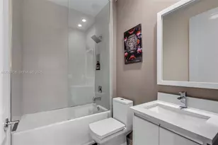 10545 NW 63rd Terrace, Doral, FL 33178 - Photo 29