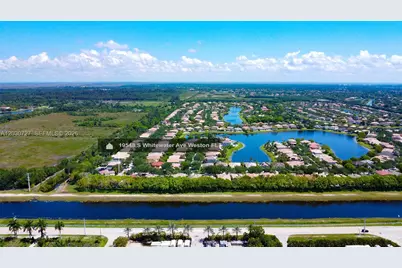 19548 S Whitewater Ave, Weston, FL 33332 - Photo 37