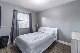 6340 NW 114th Ave, Doral, FL 33178 - Photo 13