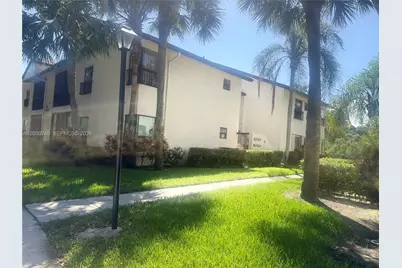 2526 N Carambola Cir N #1821, Coconut Creek, FL 33066 - Photo 3