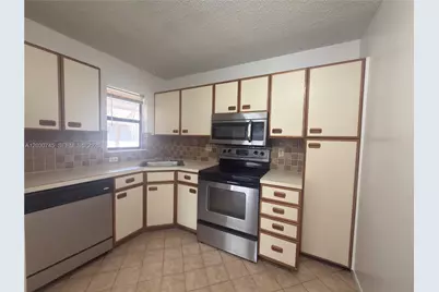 2526 N Carambola Cir N #1821, Coconut Creek, FL 33066 - Photo 9