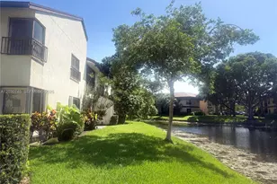 2526 N Carambola Cir N, Coconut Creek, FL 33066 - Photo 19