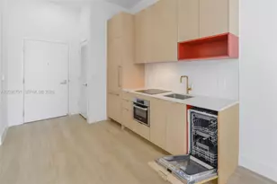 90 NE 32nd St, Miami, FL 33137 - Photo 11