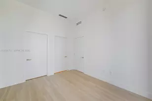 90 NE 32nd St, Miami, FL 33137 - Photo 15