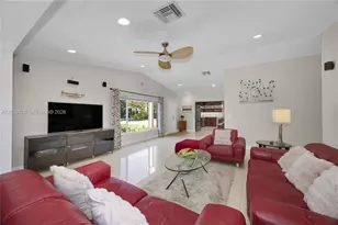 11625 SW 70th Ave, Pinecrest, FL 33156 - Photo 7